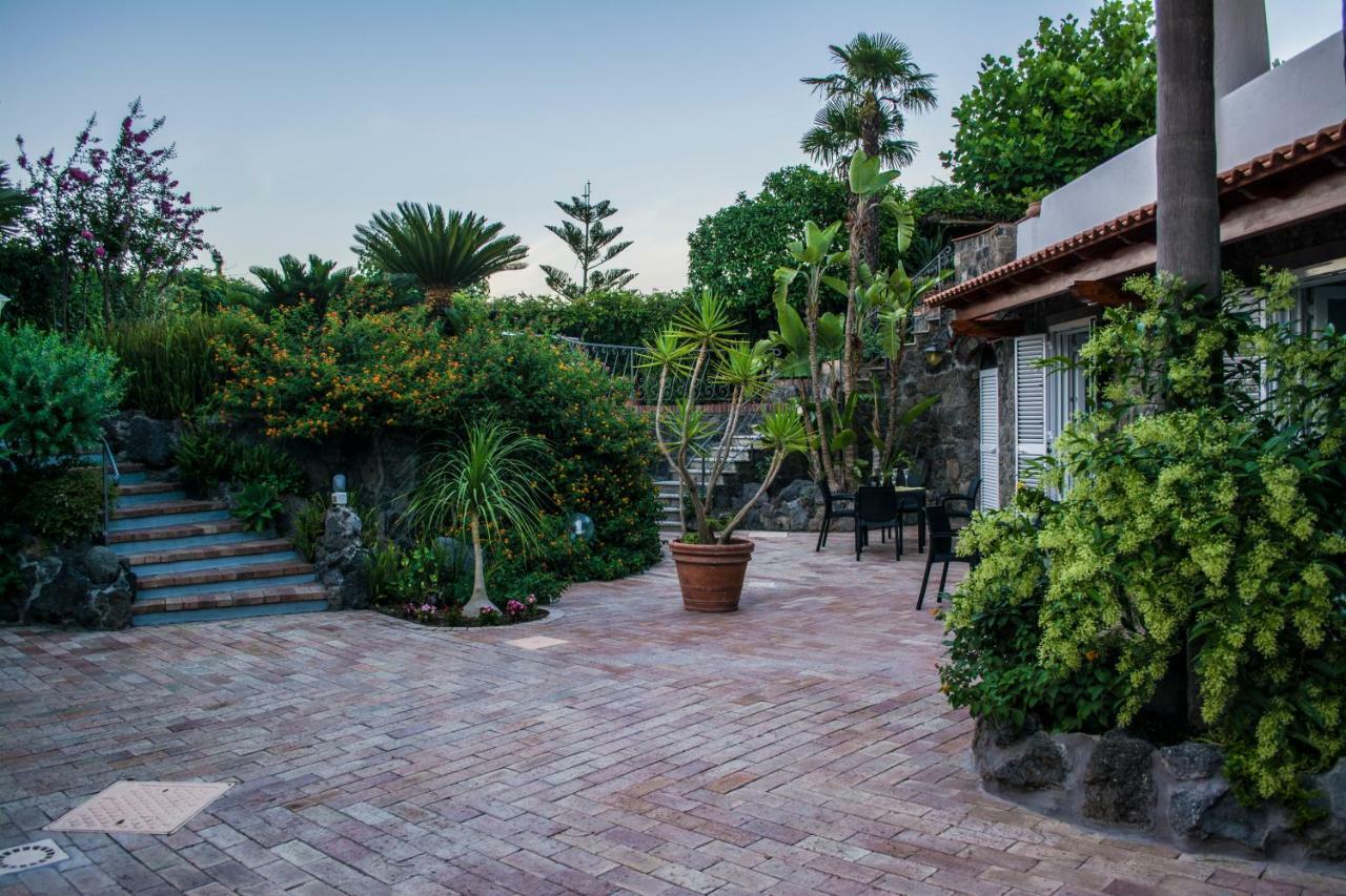 Villa Marylu' อีสเกีย ภายนอก รูปภาพ